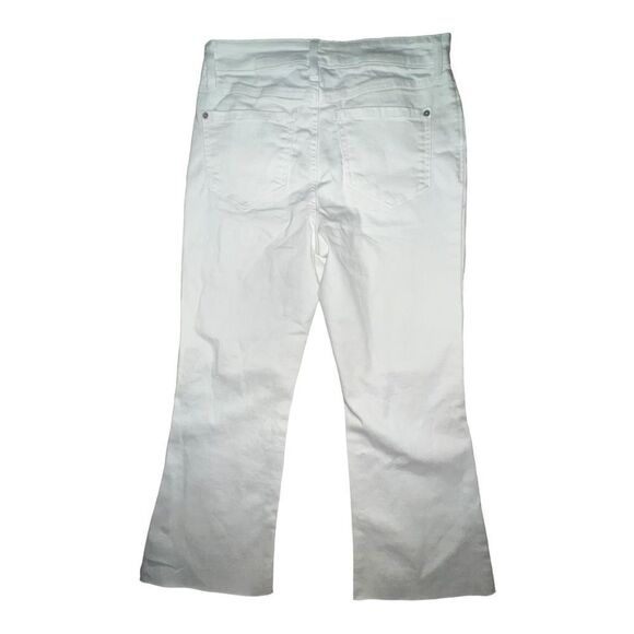 INC Women's Mid-Rise Ripped Kick Flare Jeans Washed White Size 8/29 NWT - Picture 3 of 7